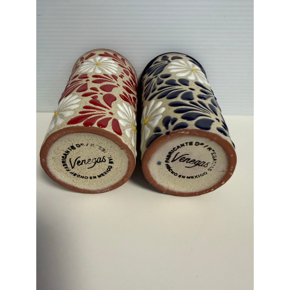 Lot of 2 Venegas Beige Red Blue Floral Ceramic Vases One Size Handmade Mexico - Picture 11 of 11